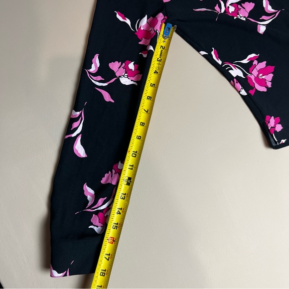 4 for $20 Halogen black button down Barbie pink flowers small long sleeve - Picture 9 of 9